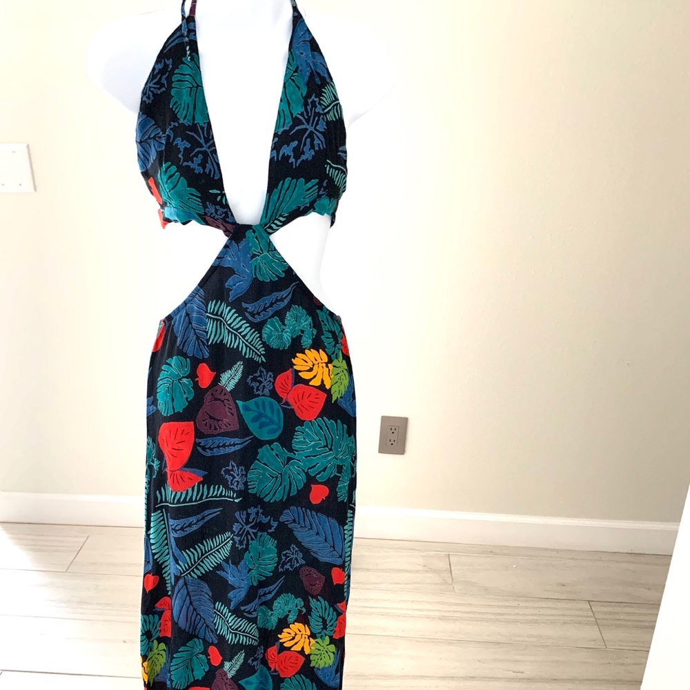 Punta Uva Cutout Halter Maxi Dress